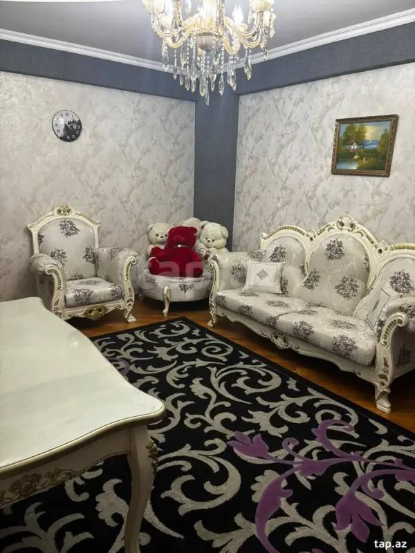 Satılır 3 otaqlı yeni tikili 75 m²