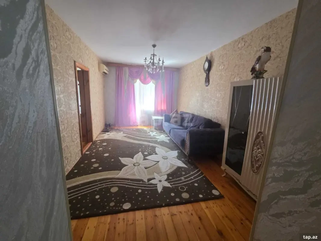 Satılır 4 otaqlı mənzil 95 m²