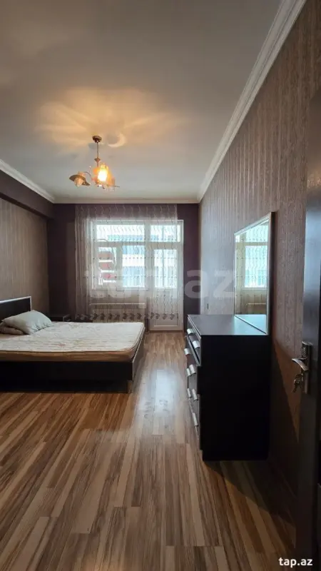 Satılır 2 otaqlı yeni tikili 70 m²