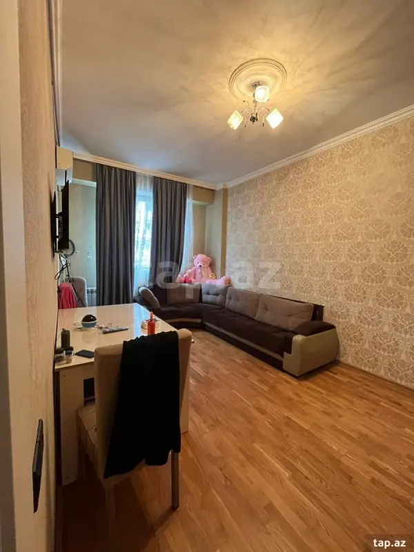 Kirayə verilir 2 otaqlı yeni tikili 45 m²