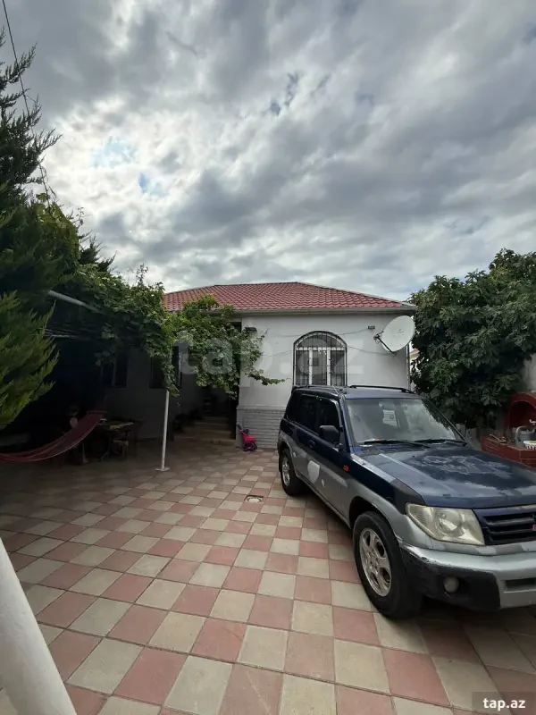 Satılır 3 otaqlı həyət evi 120 m²