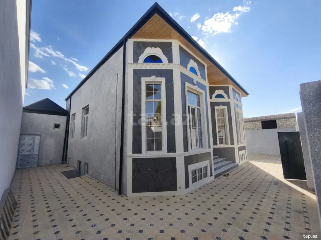 Satılır 4 otaqlı həyət evi 120 m²