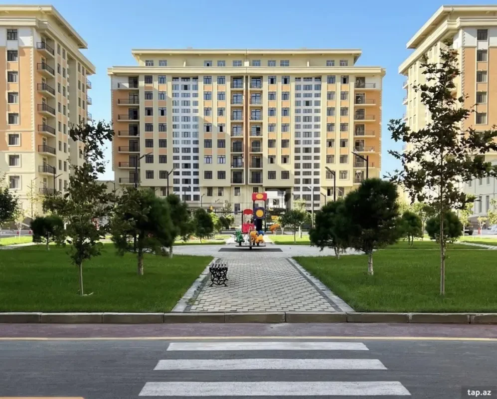 Kirayə verilir 2 otaqlı yeni tikili 75 m²