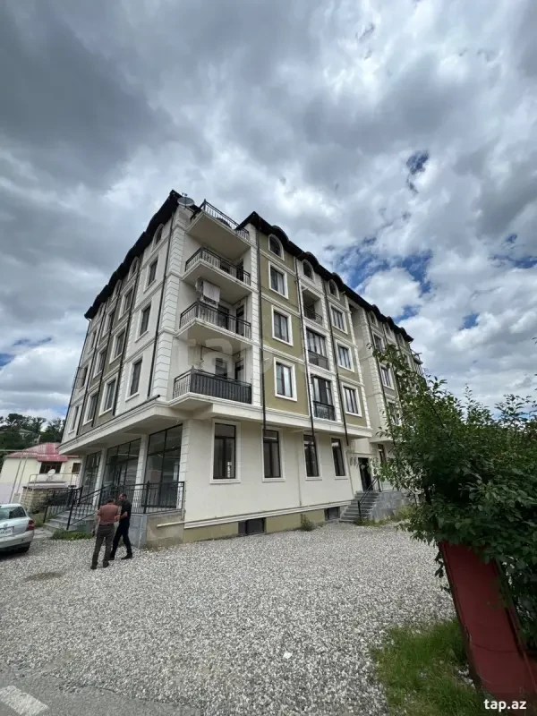 Satılır 1 otaqlı yeni tikili 44 m²