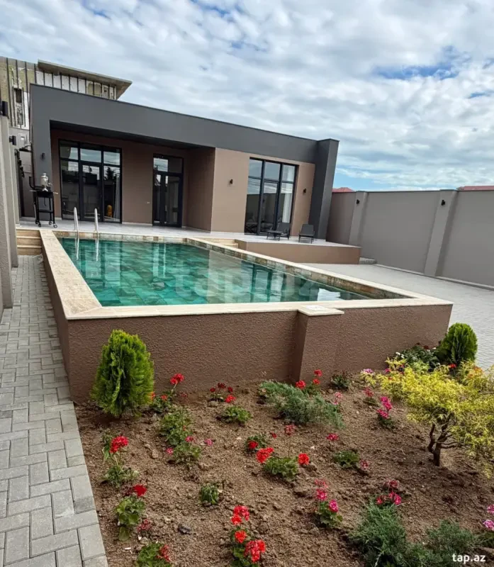 Kirayə verilir 5 otaqlı həyət evi 160 m²