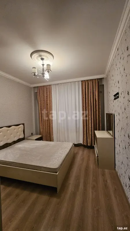 Satılır 2 otaqlı yeni tikili 60 m²