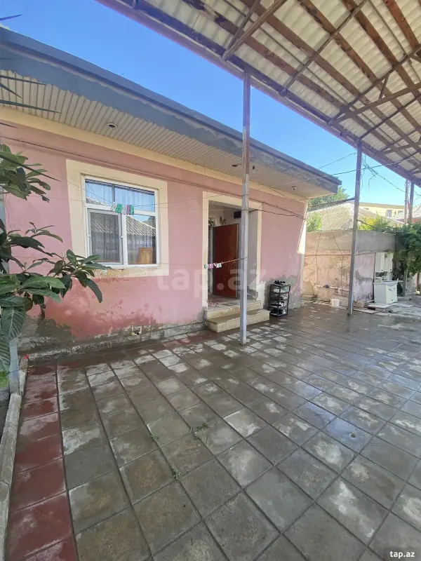 Satılır 4 otaqlı həyət evi 120 m²