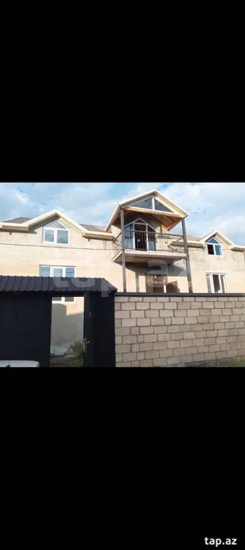 Satılır 4 otaqlı həyət evi 200 m²
