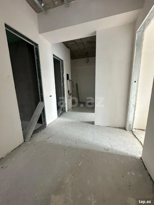 Satılır 3 otaqlı yeni tikili 87 m²