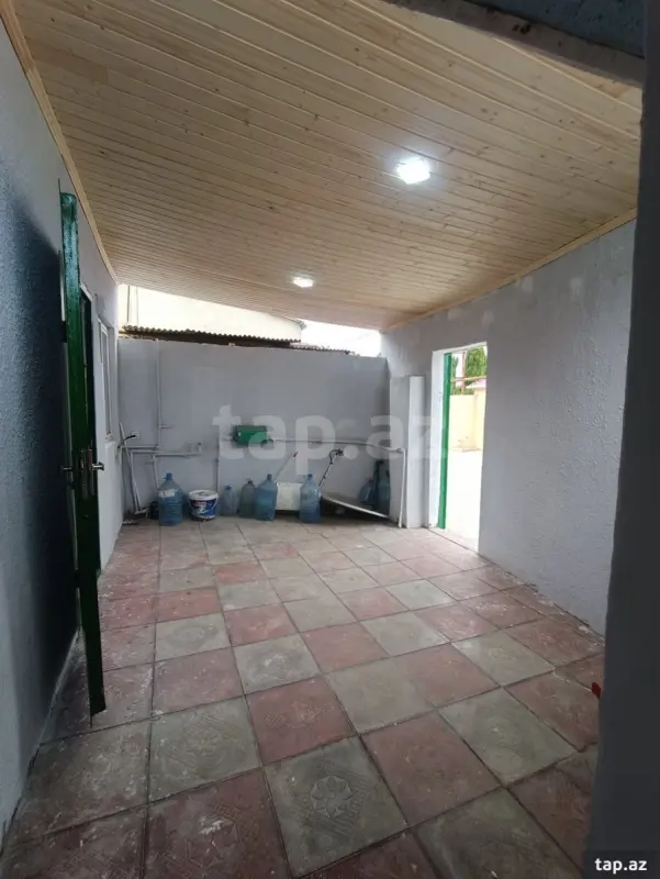 Satılır 2 otaqlı həyət evi 42 m²