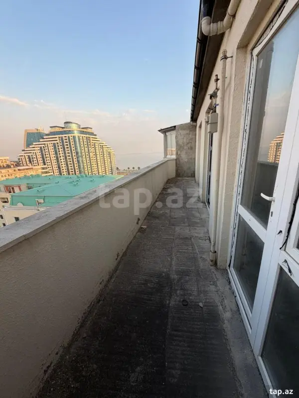 Satılır 3 otaqlı yeni tikili 94.7 m²