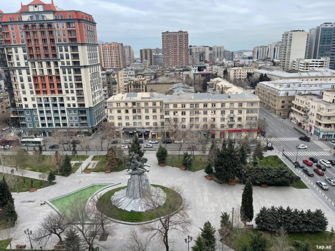Satılır 3 otaqlı yeni tikili 137 m²