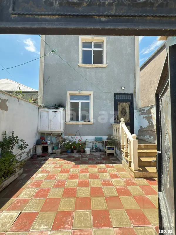 Satılır 3 otaqlı həyət evi 100 m²