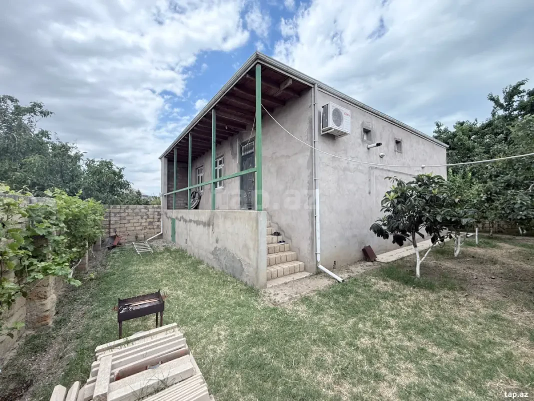 Satılır 3 otaqlı həyət evi 110 m²