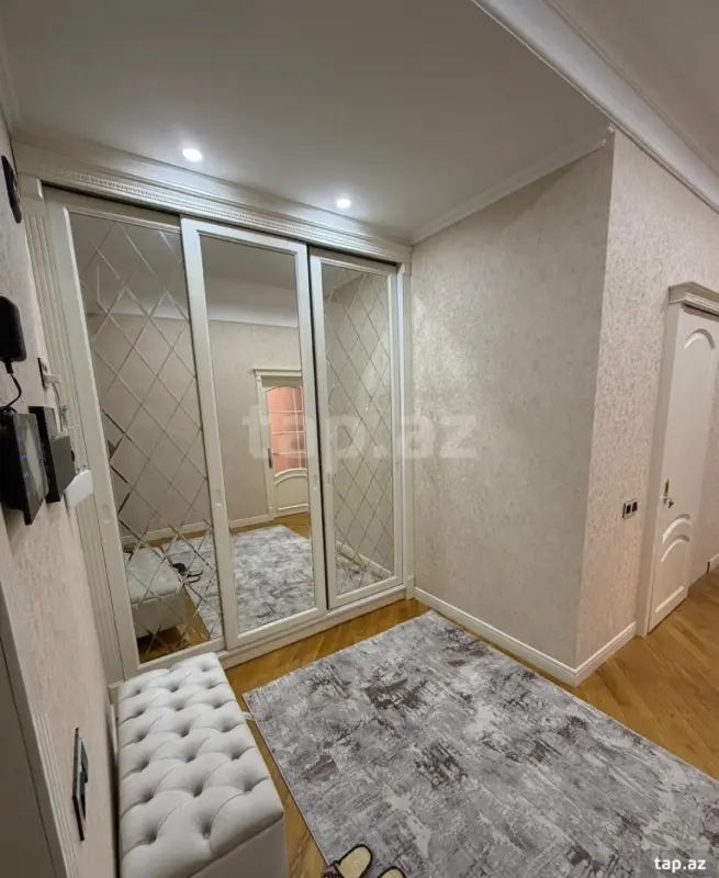 Satılır 3 otaqlı yeni tikili 134 m²