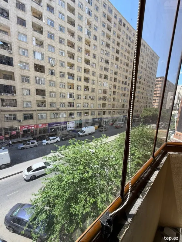 Kirayə verilir 2 otaqlı yeni tikili 70 m²