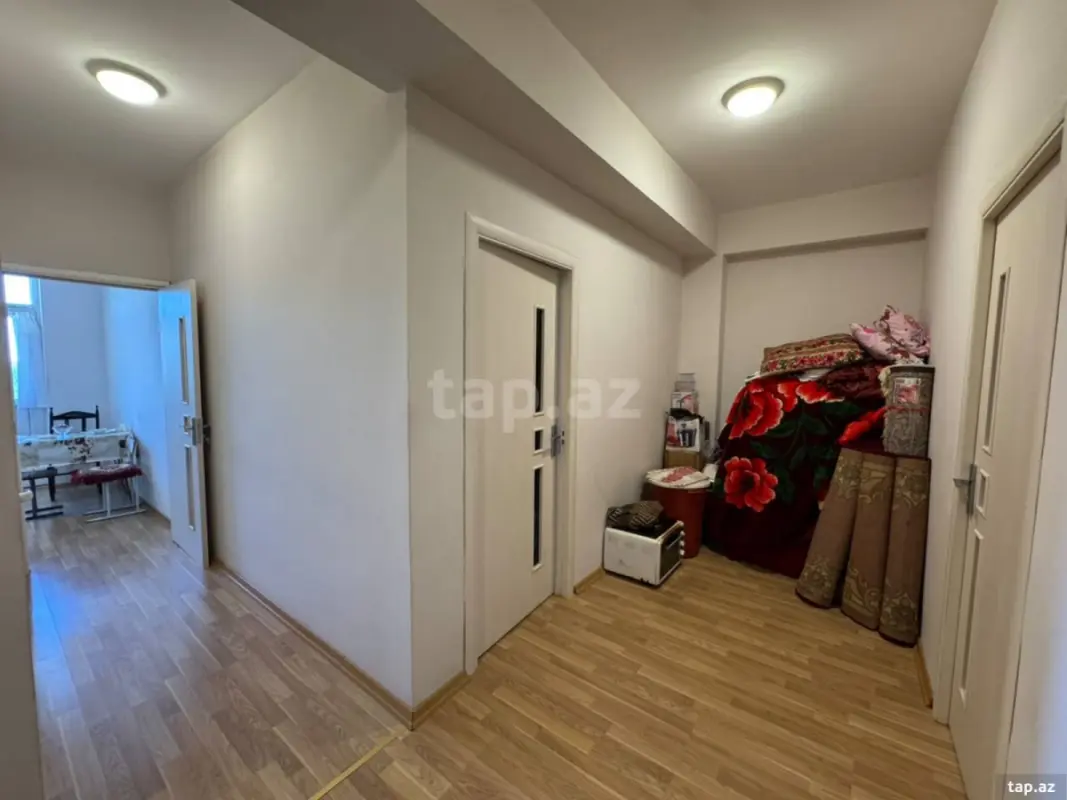 Satılır 3 otaqlı yeni tikili 80 m²