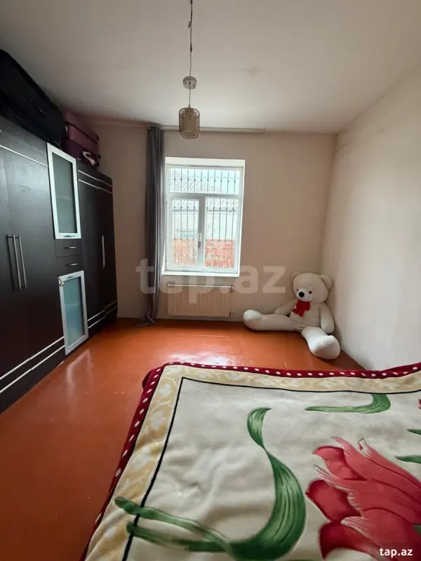 Satılır 4 otaqlı həyət evi 100 m²