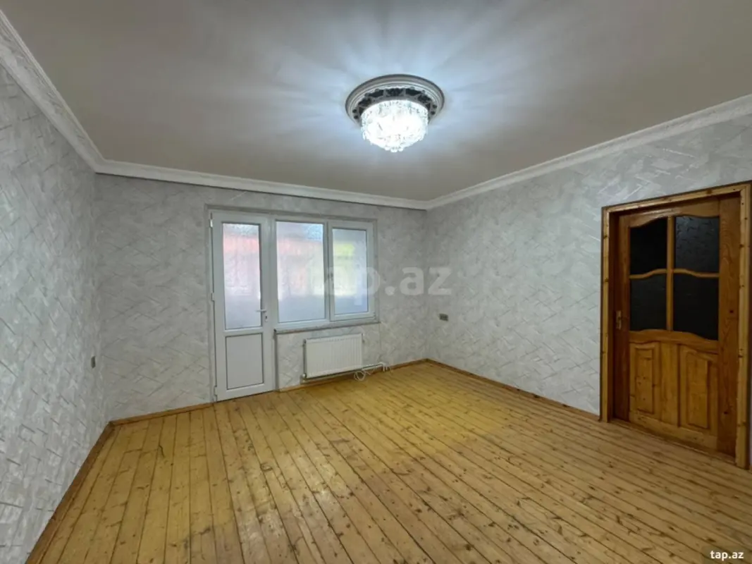 Satılır 4 otaqlı yeni tikili 80 m²