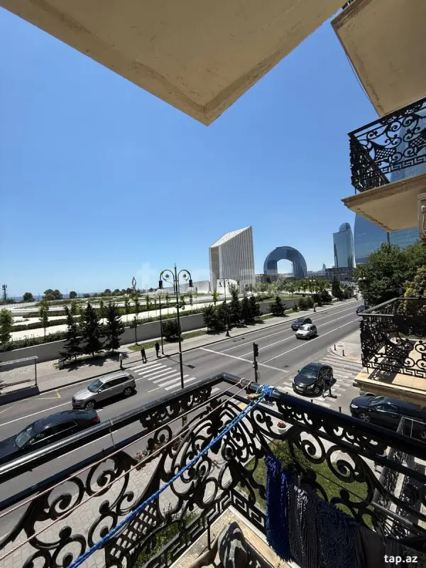 Satılır 3 otaqlı mənzil 75 m²