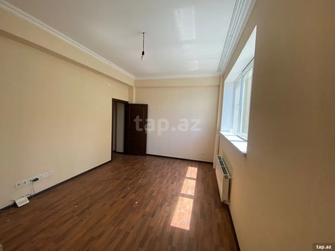 Satılır 2 otaqlı yeni tikili 68 m²