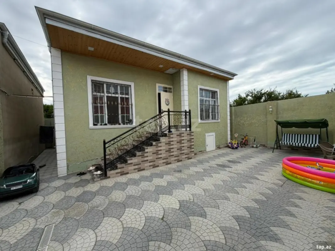 Satılır 3 otaqlı həyət evi 100 m²