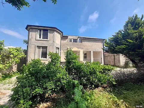 Kirayə verilir 4 otaqlı həyət evi 100 m² — Bakı 4 otaq 100.00 m²