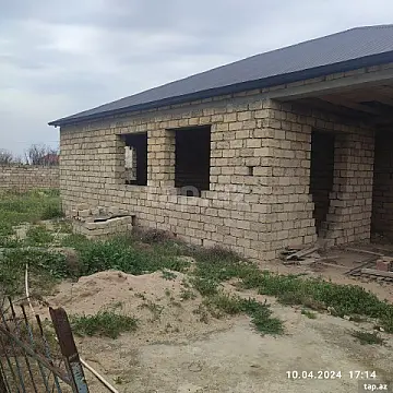 Satılır 4 otaqlı həyət evi 180 m² — Bakı 4 otaq 180.00 m²