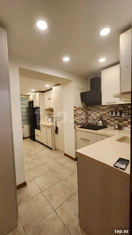 Kirayə verilir 3 otaqlı mənzil 90 m²