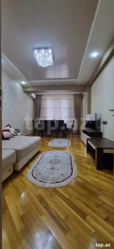 Kirayə verilir 2 otaqlı yeni tikili 65 m²