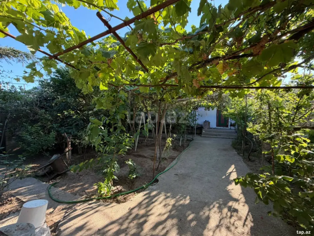 Satılır 3 otaqlı həyət evi 100 m²