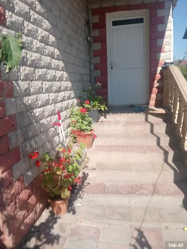 Satılır 4 otaqlı həyət evi 89 m²