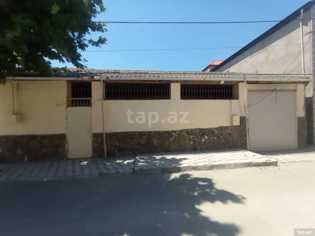 Satılır 4 otaqlı həyət evi 90 m²