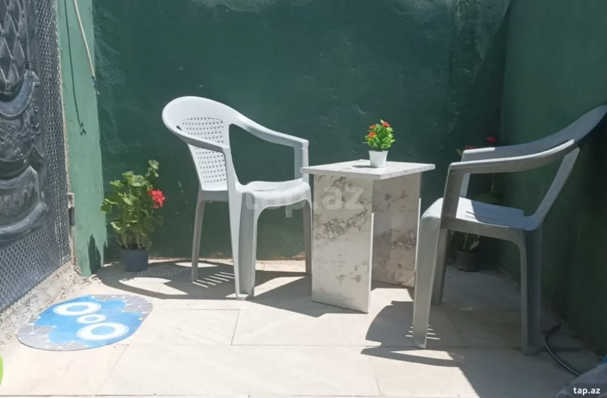 Satılır 2 otaqlı həyət evi 70 m²