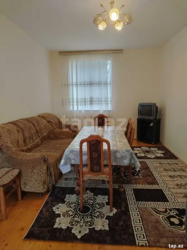 Kirayə verilir 2 otaqlı həyət evi 60 m²
