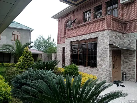 Satılır 6 otaqlı həyət evi 291 m² — Lənkəran 6 otaq 291.00 m²