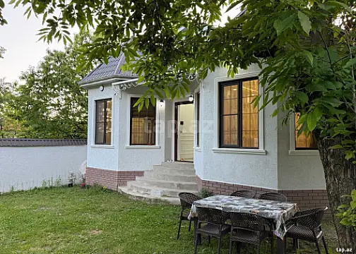 Kirayə verilir 3 otaqlı həyət evi 120 m² — Zaqatala 3 otaq 120.00 m²