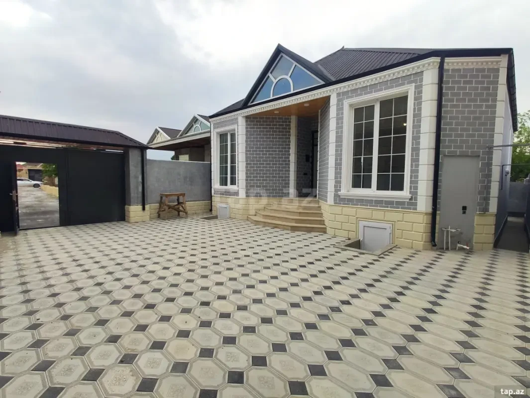 Satılır 4 otaqlı həyət evi 120 m²