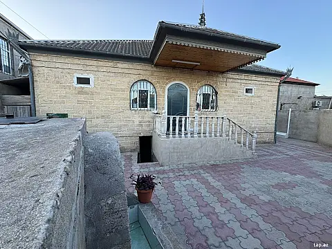 Satılır 4 otaqlı həyət evi 120 m² — Bakı, Binəqədi 4 otaq 120.00 m²