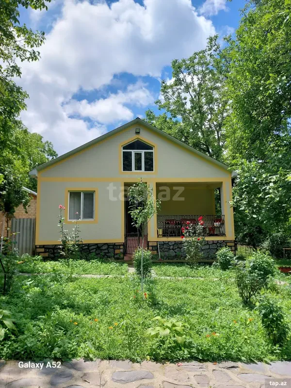 Kirayə verilir 3 otaqlı həyət evi 90 m²