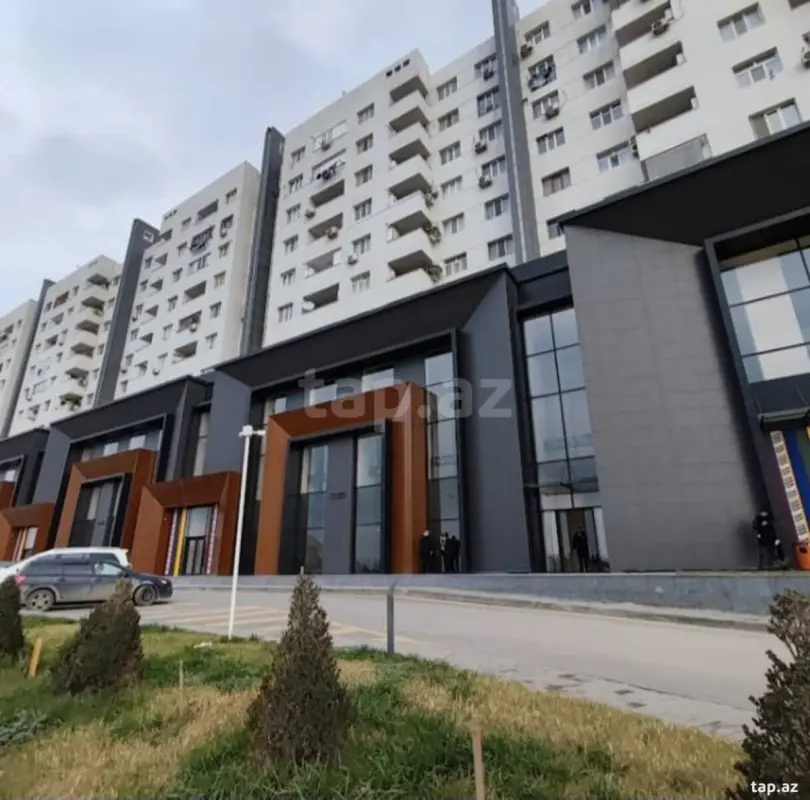 Satılır 3 otaqlı yeni tikili 70 m²