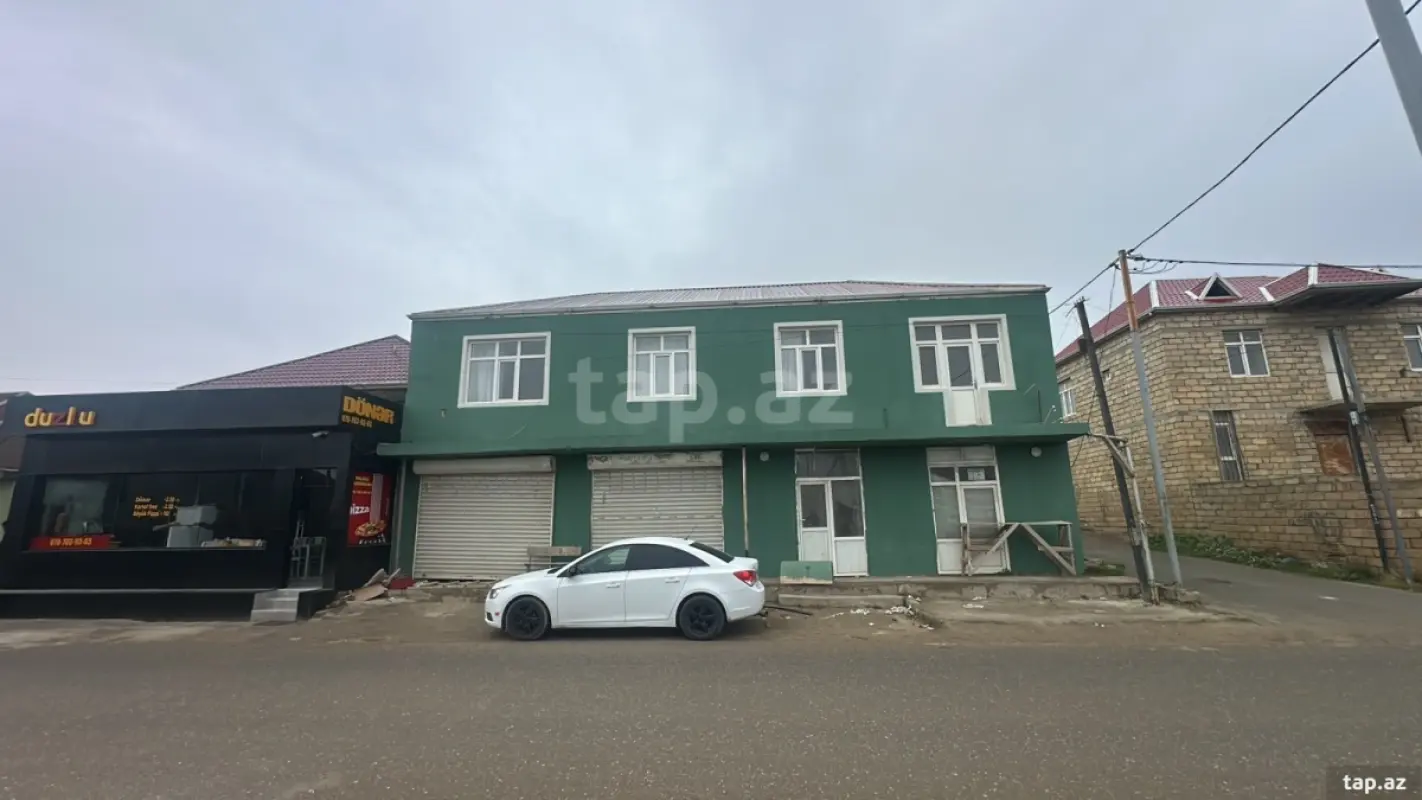 Satılır 4 otaqlı həyət evi 100 m²