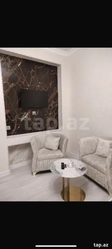 Kirayə verilir 2 otaqlı yeni tikili 80 m²