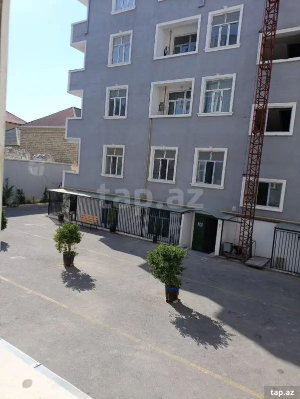 Satılır 2 otaqlı yeni tikili 76 m²
