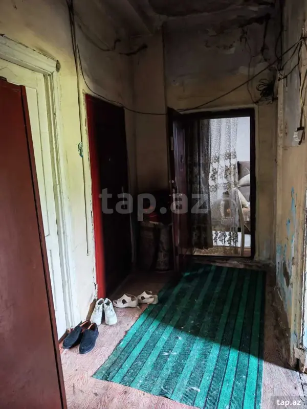 Satılır 2 otaqlı mənzil 42 m²