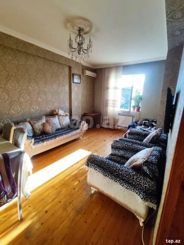 Satılır 2 otaqlı yeni tikili 60 m²