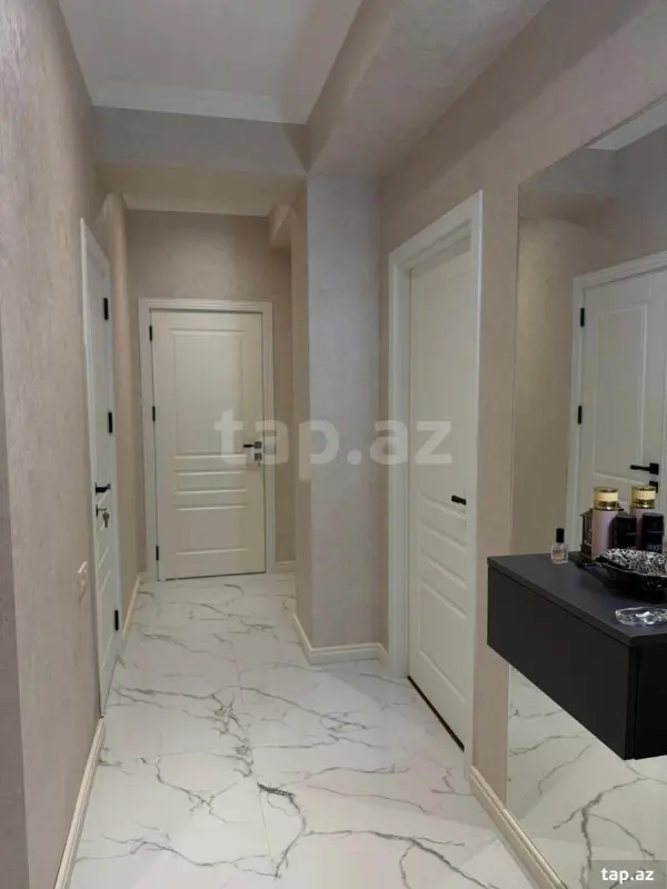 Satılır 2 otaqlı yeni tikili 68.5 m²