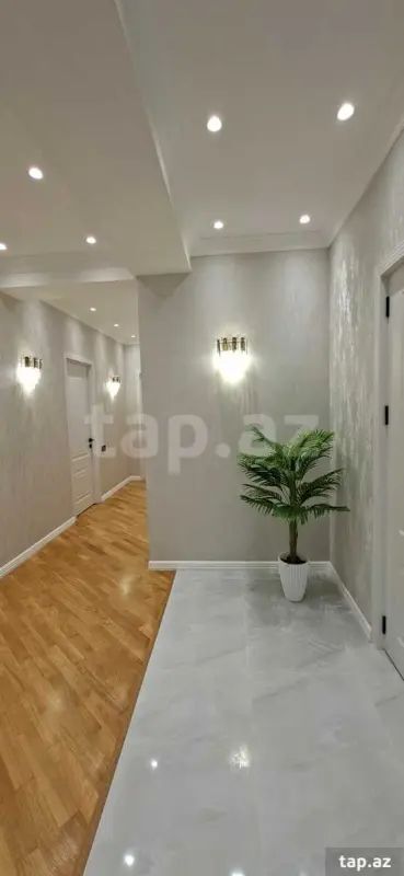 Satılır 3 otaqlı yeni tikili 114 m²