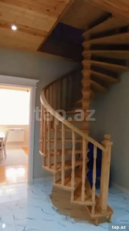 Kirayə verilir 3 otaqlı yeni tikili 120 m²