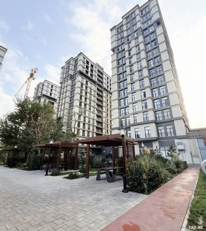 Kirayə verilir 3 otaqlı yeni tikili 70 m²